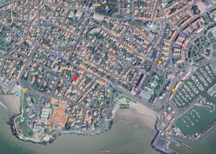 Le Garden 250 M Du Chay *