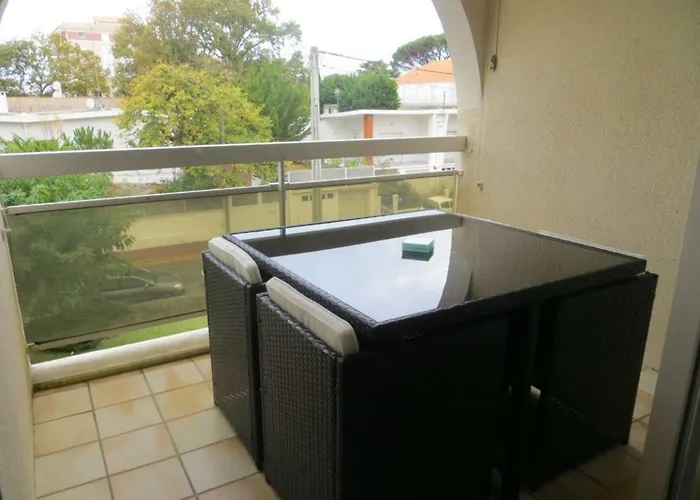 Le Garden 250 M Du Chay Apartment Royan